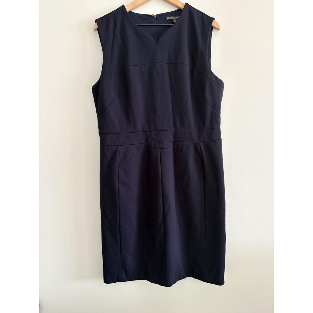 Brooks Brothers Sheath Dress Size 16 Stretch Navy Classic Minimalist Workwear